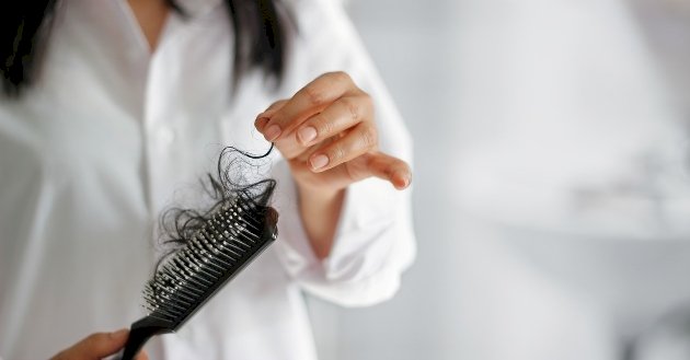 10 cauze ale căderii părului